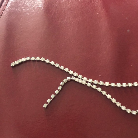 Avon faux diamond necklace and earring set - Picture 5 of 7